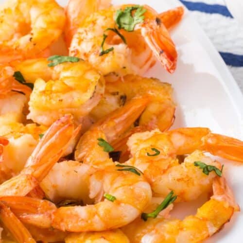 https://feastandmerriment.com/wp-content/uploads/2016/05/roasted-shrimp-cocktail-1-500x500.jpeg