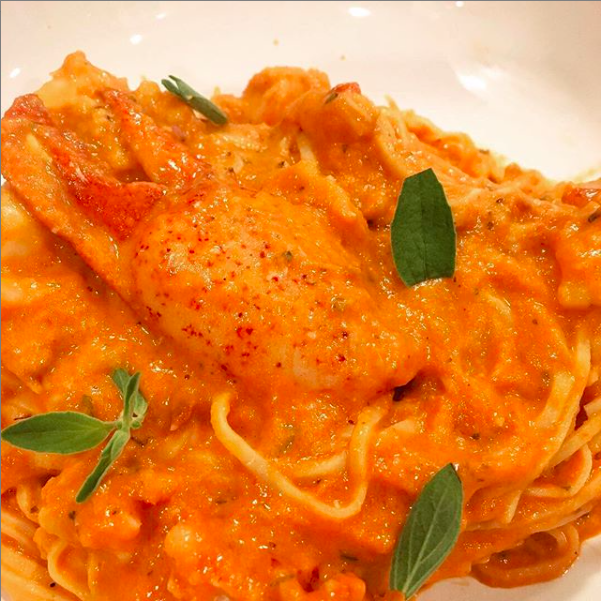 Homemade Spaghetti with Lobster in Tomato Creme Sauce