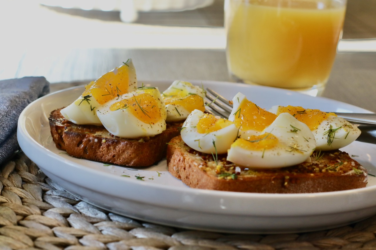 Jammy Soft-Boiled Eggs Recipe