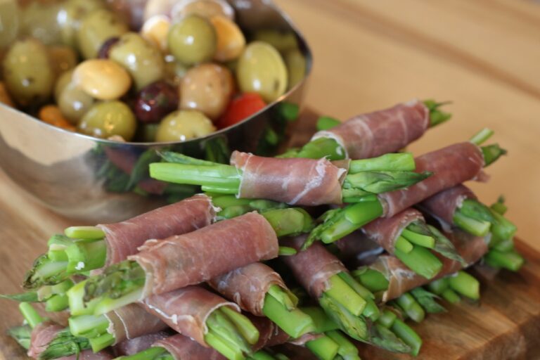 Asparagus Appetizer with Prosciutto