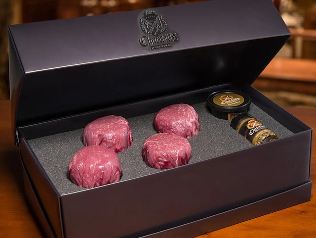 Churchills Filet Mignon prime steak gift box in luxury black box showcasing 4 steaks, steak seasoning and steak butter