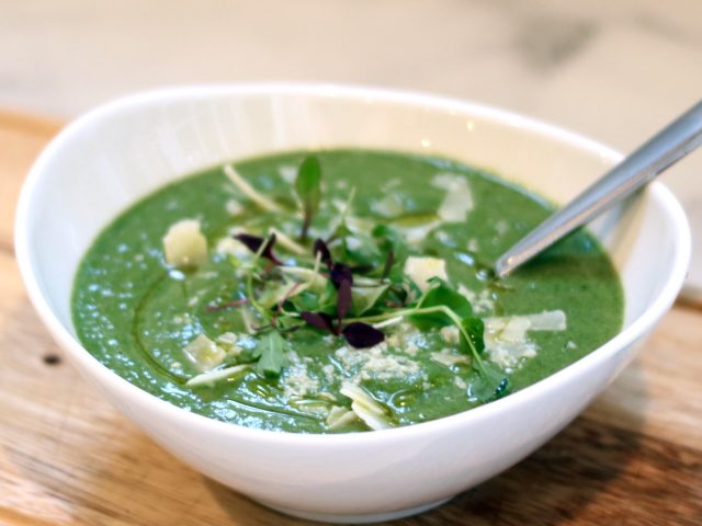 Broccoli soup feature
