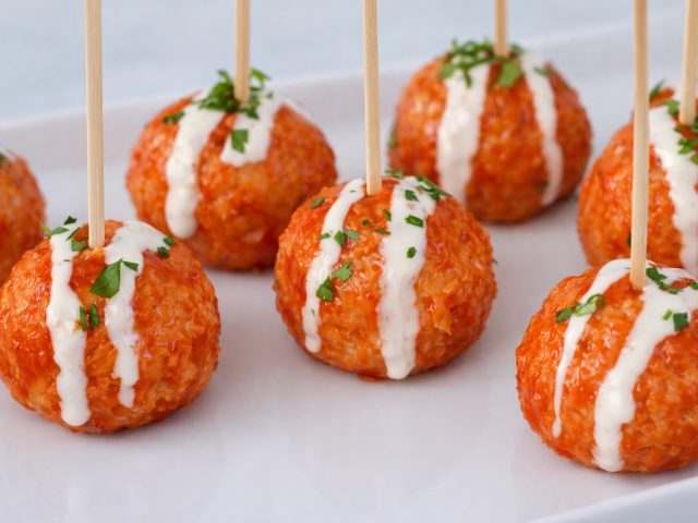 Buffalo chicken meatballs-feature